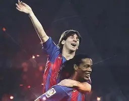 包含巴萨联手皇马力挺梅西，小罗感慨：“他是最伟大的”的词条