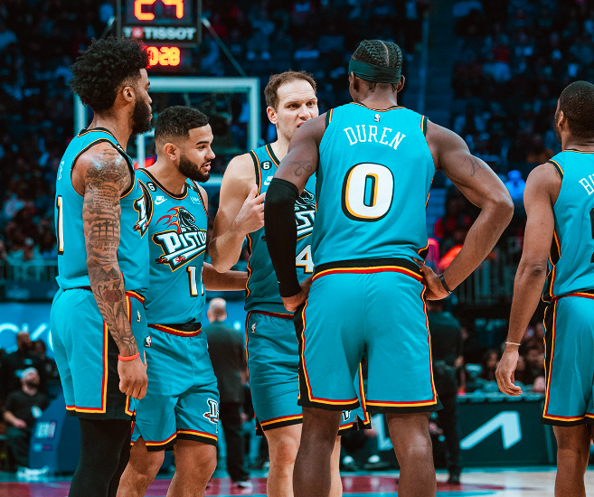 里昂中场阿乌亚透露留队意愿盼助球队跻身前列的简单介绍