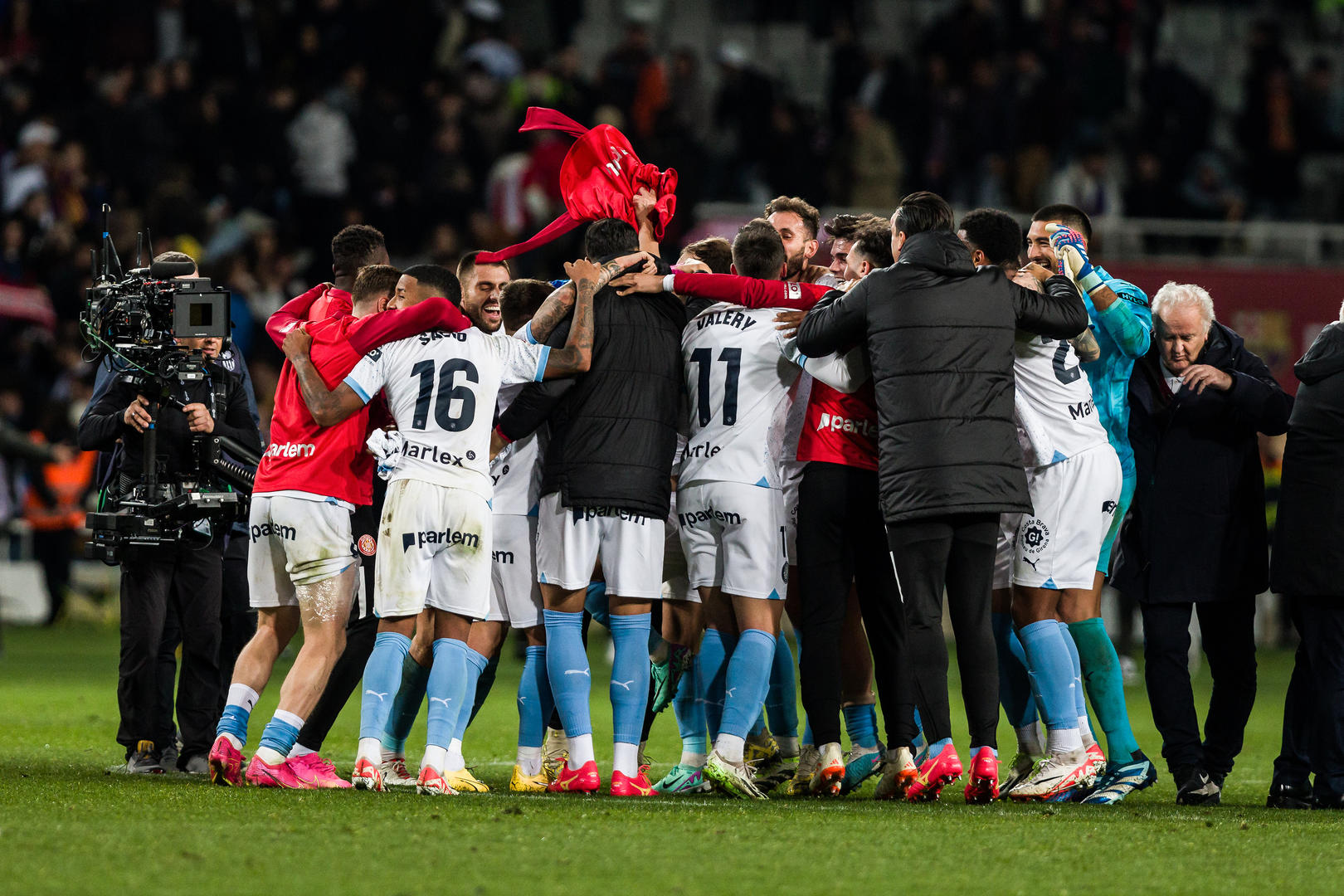 西亚足球锦标赛