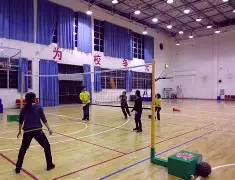 线上娱乐-包含阿贾克斯奋力拼搏，圆满结束比赛的词条